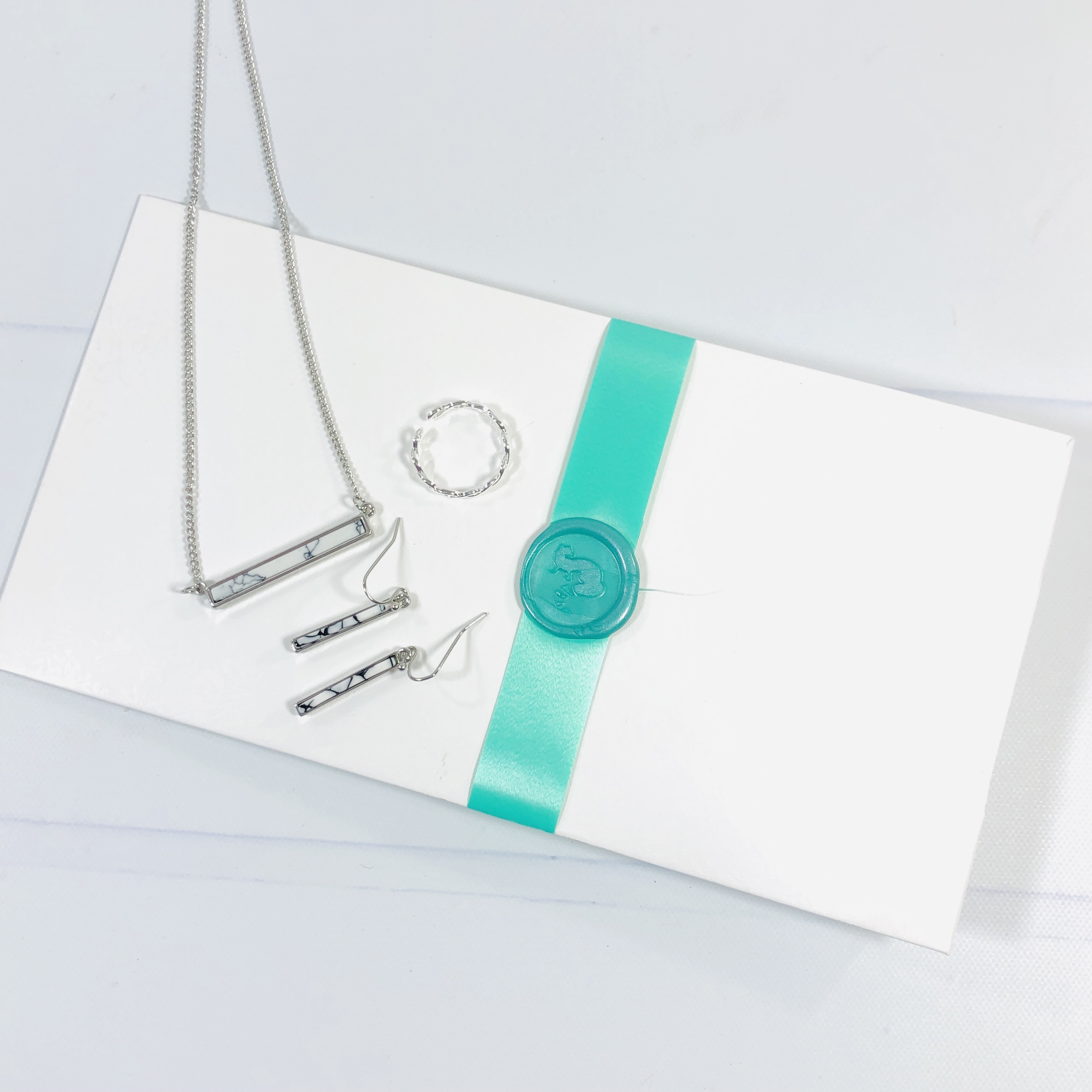 mintMONGOOSE Jewelry Subscription Review – February 2021