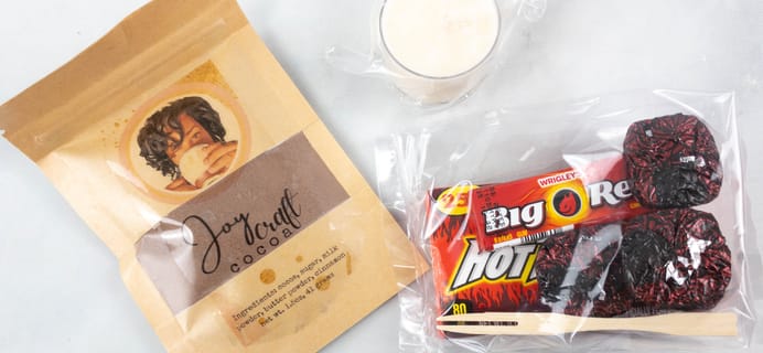 Marshmallow of the Month Club by Edible Opus Review: September 2021 Cinnamon