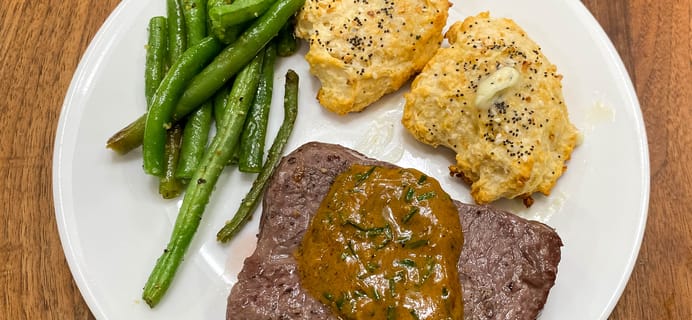 Home Chef Review & Coupon: Steak and Chicken Recipes!
