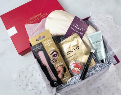 Look Fantastic Beauty Box December 2021: A Moment of Magic