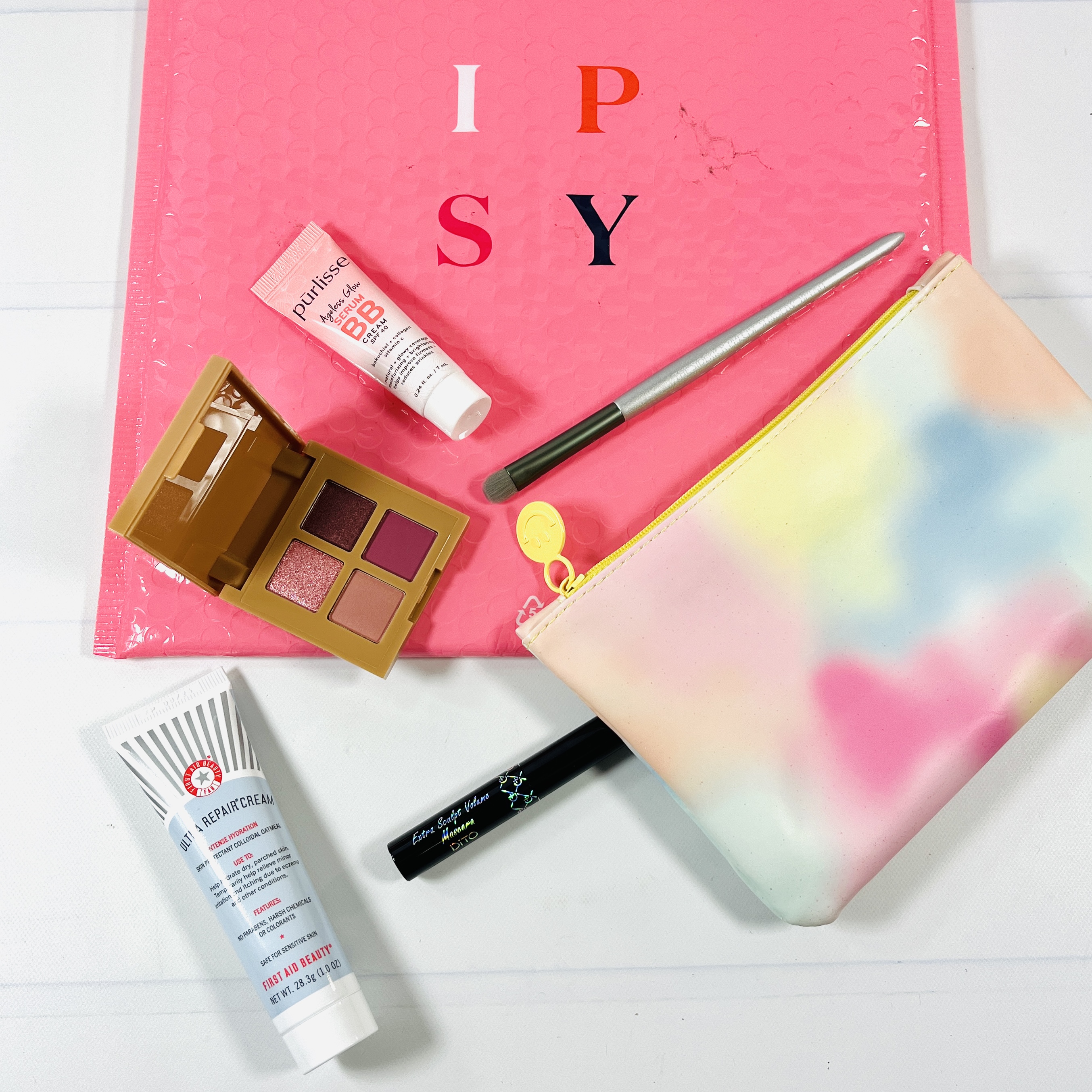 Ipsy Glam Bag January 2022 Review – Classic