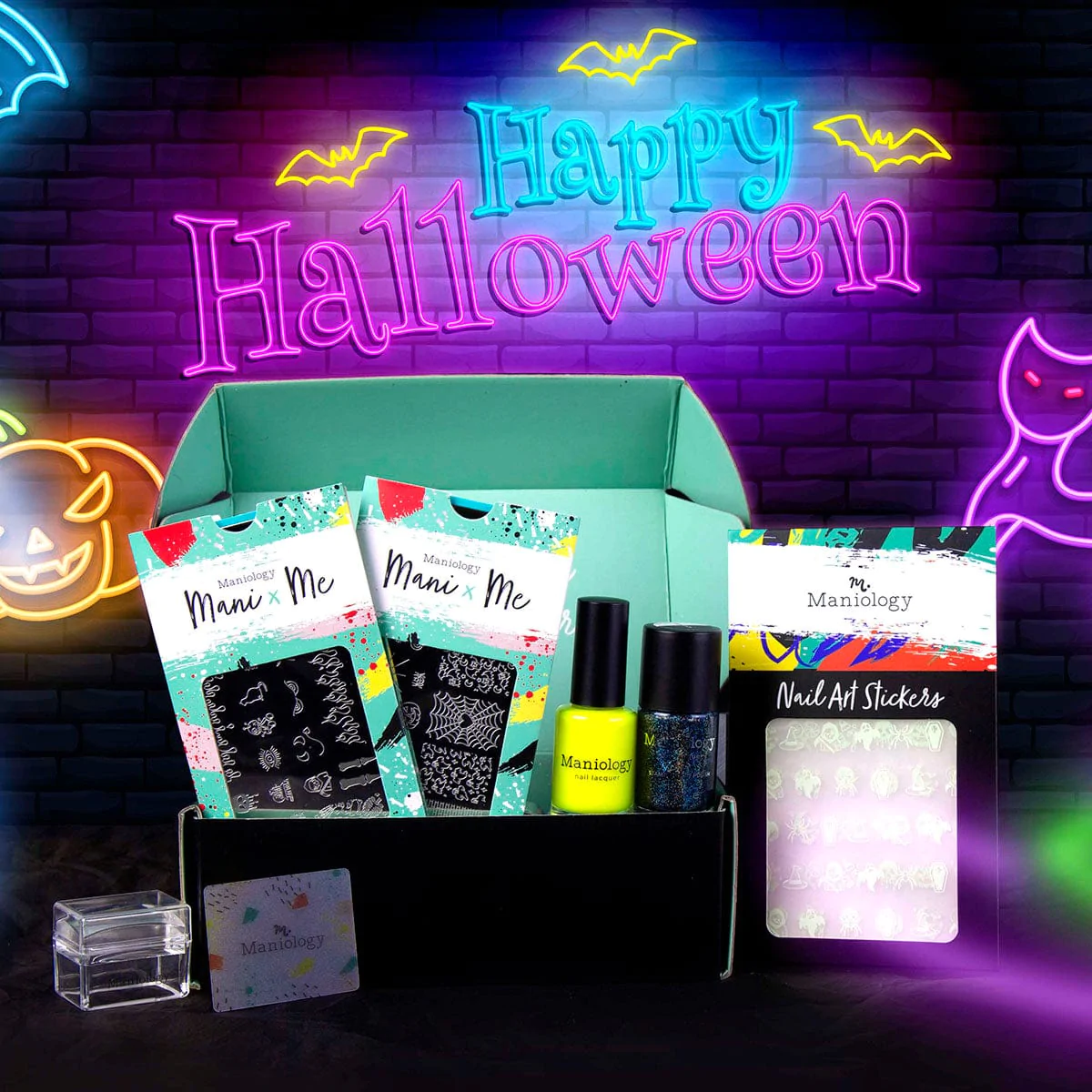 Maniology Mani X Me Box September 2022 Spoilers!