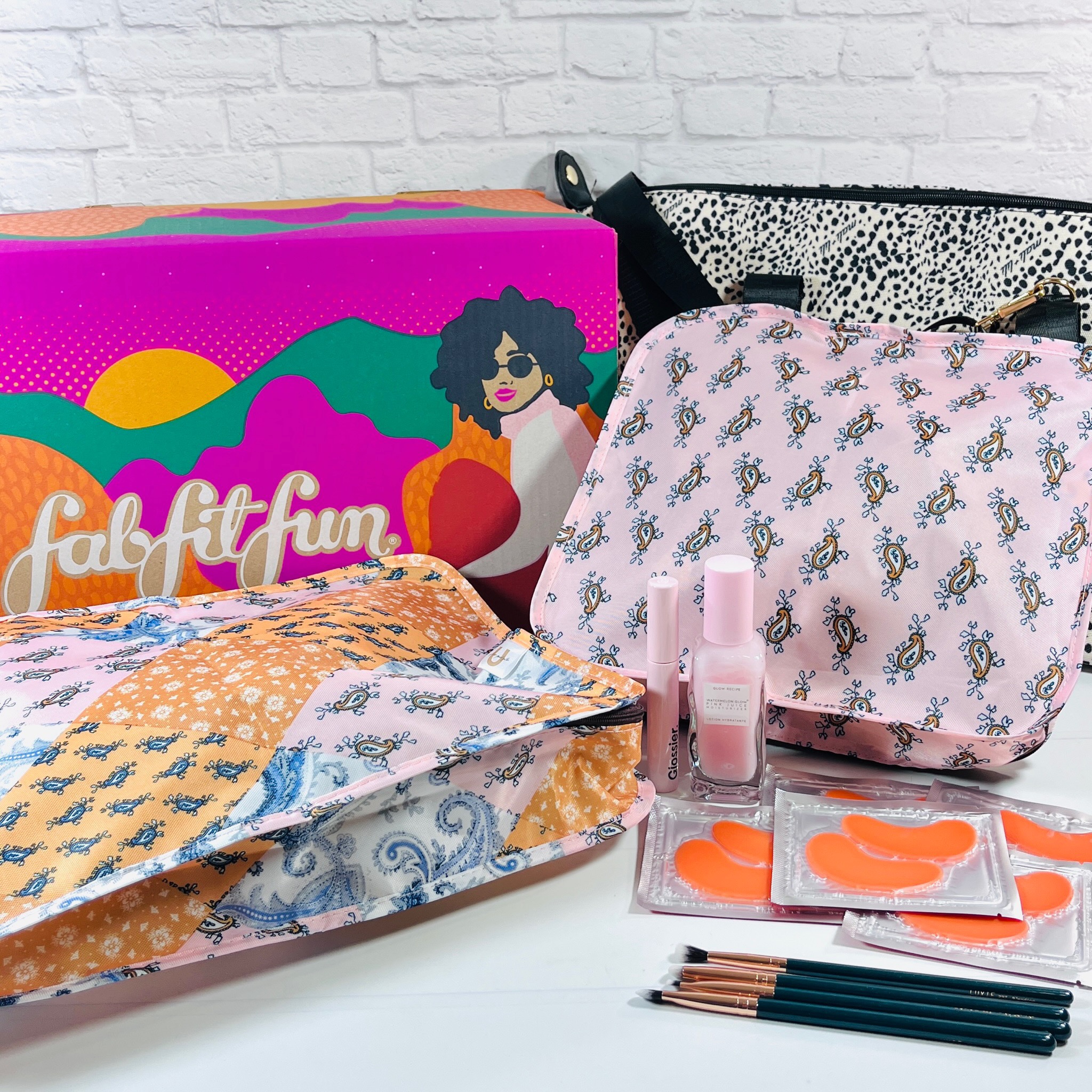 FabFitFun Fall 2022 Box Review: Travel & Beauty Must-Haves!