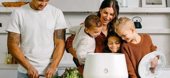 Say Hello to Lomi: The Smart Home Composter For Your Food Waste!