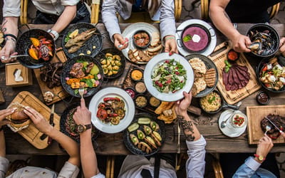 Make Your Easter a Feast to Remember with Rastelli’s Flavorful Dinner Menu