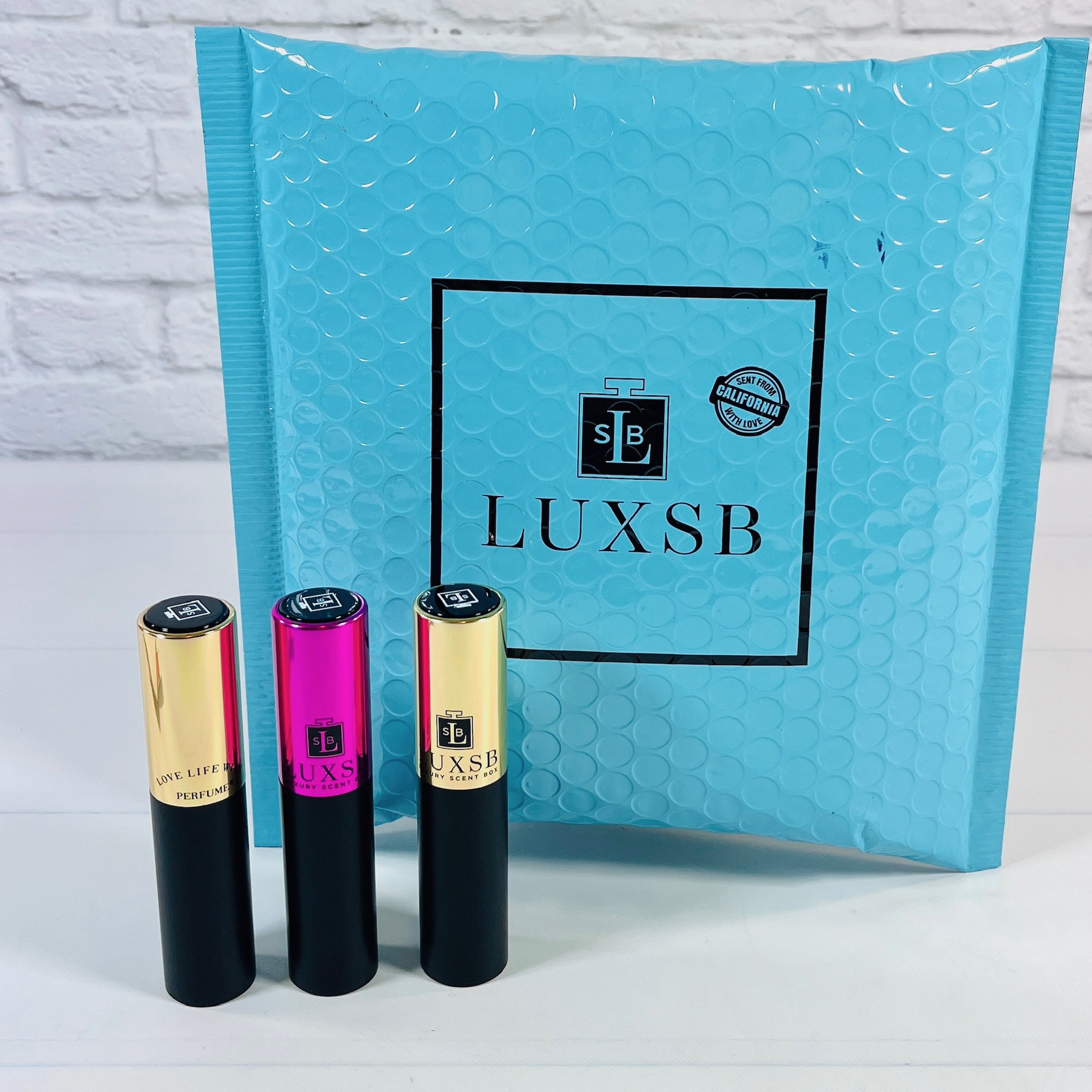 LUXSB – Luxury Scent Box Review May 2023