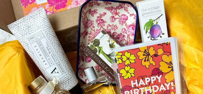 Margot Elena Summer 2023 Discovery Box Review: Dazzling Days