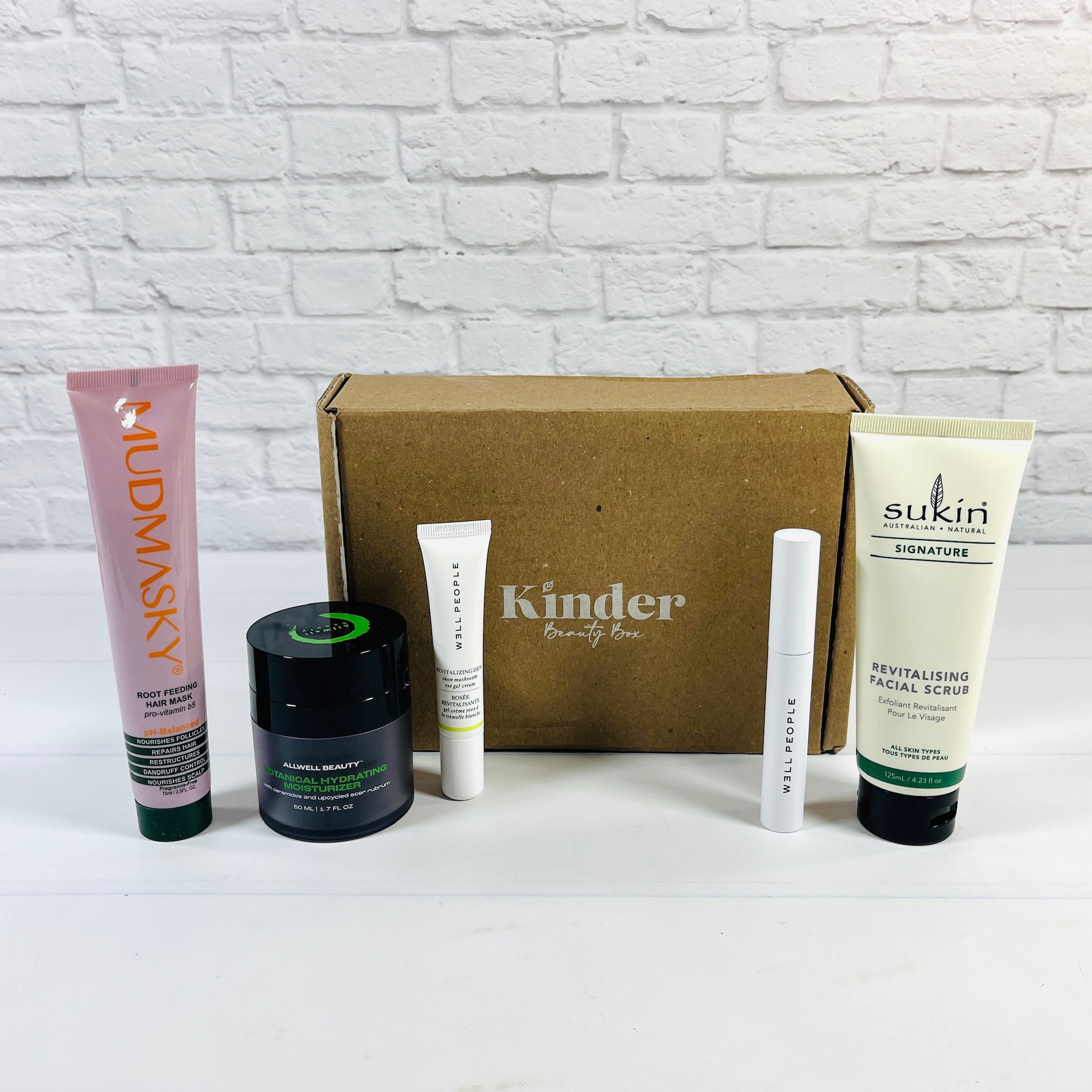 Kinder Beauty Box June 2023 Review – The Dew Some Good Box
