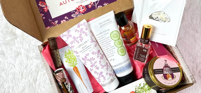 Margot Elena Fall 2023 Discovery Box Review: Dancing Leaves
