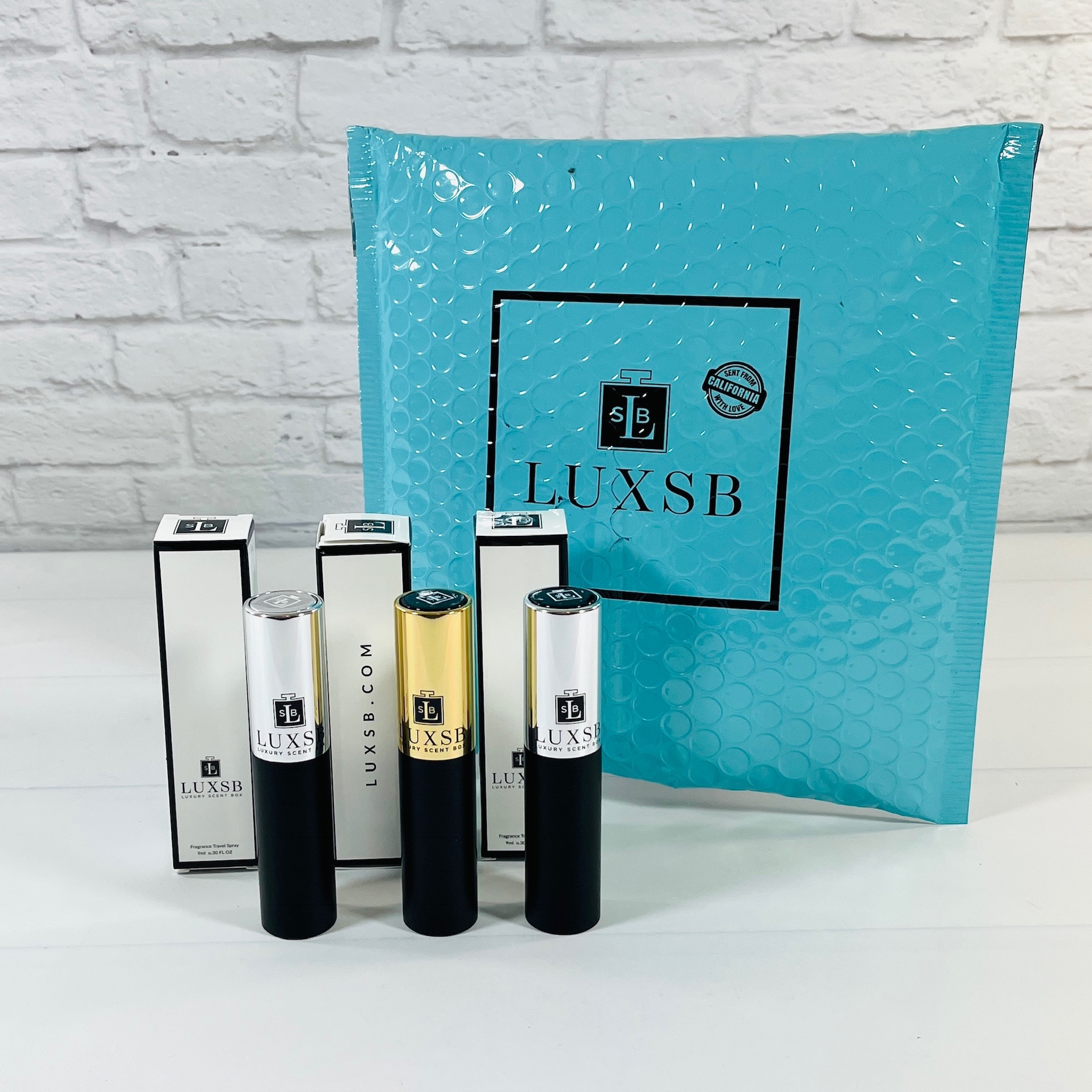 LUXSB – Luxury Scent Box Review December 2023: Captivating Scents for the Season!