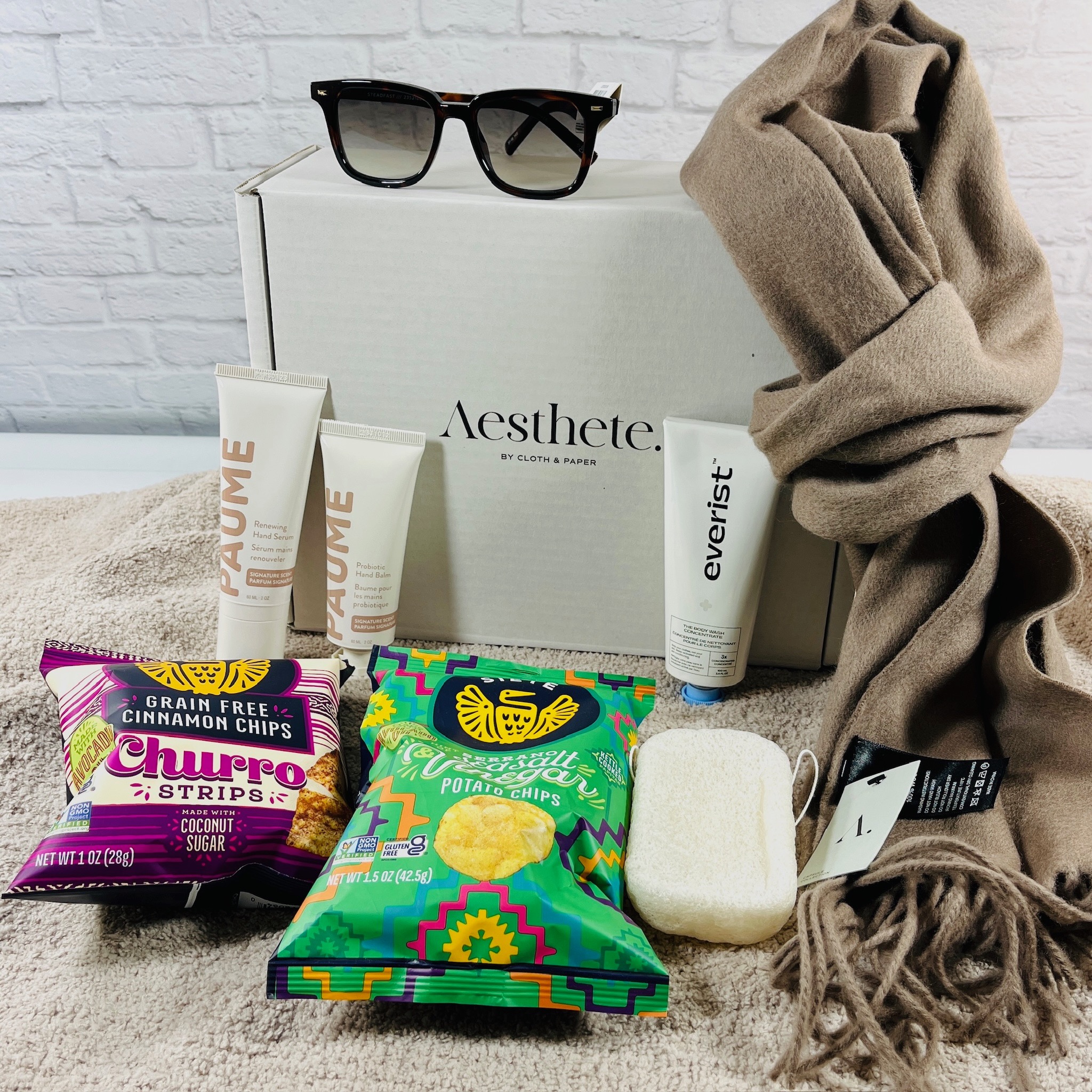 Aesthete Box by CLOTH & PAPER Winter 2024 – Winter Essentials