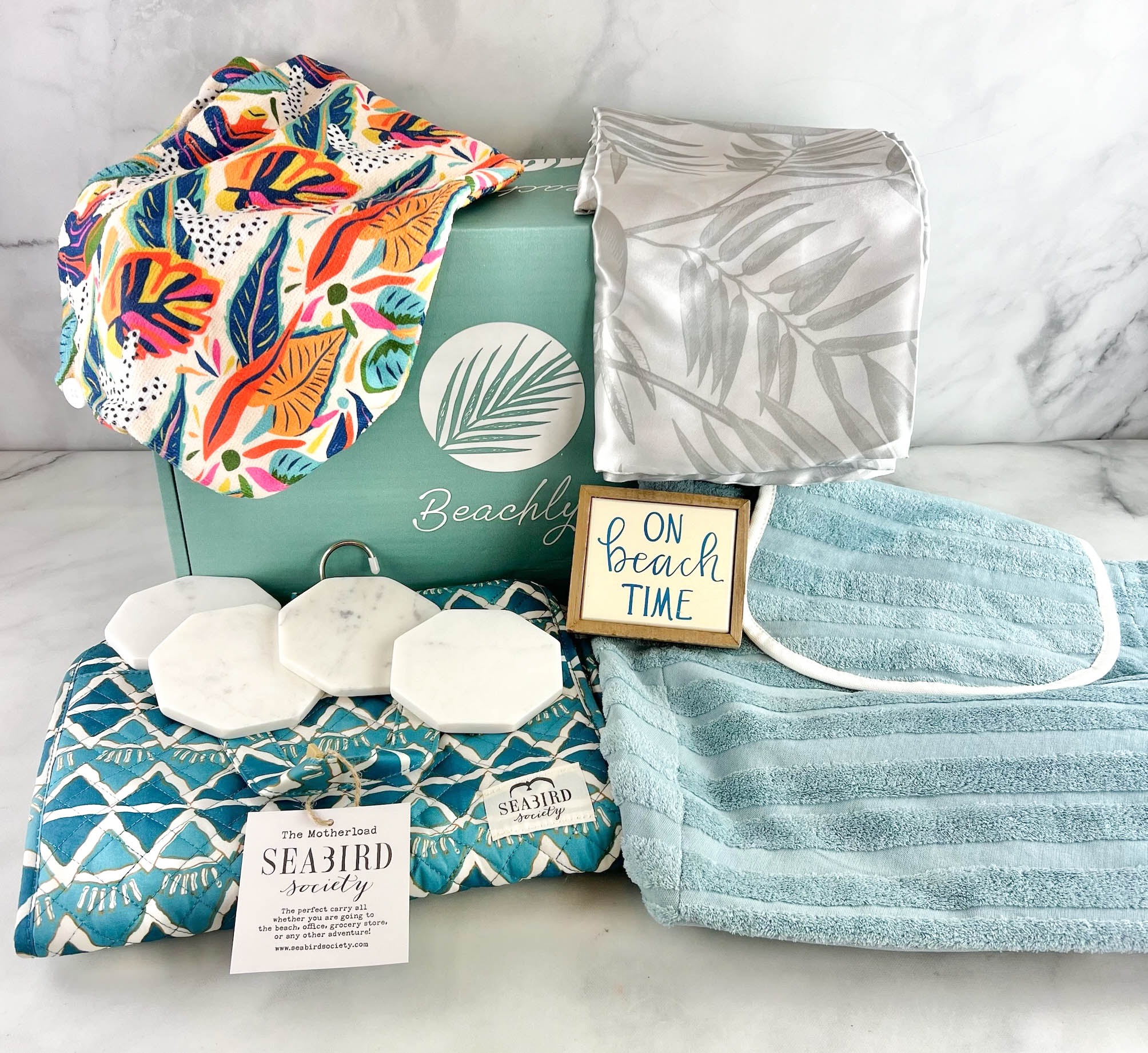 Beachly Box Review Fall 2024: Keeping the Beach Vibes Alive with These Fall Favorites